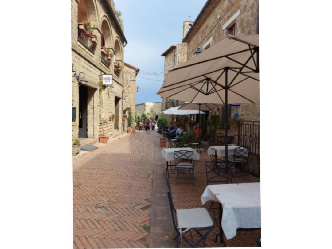 La Casa Romantica Nel Ghetto ปีติญาโน ภายนอก รูปภาพ